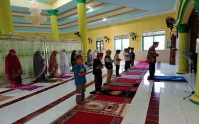 Kegiatan Shalat Dhuha MI Nurul Wahidah